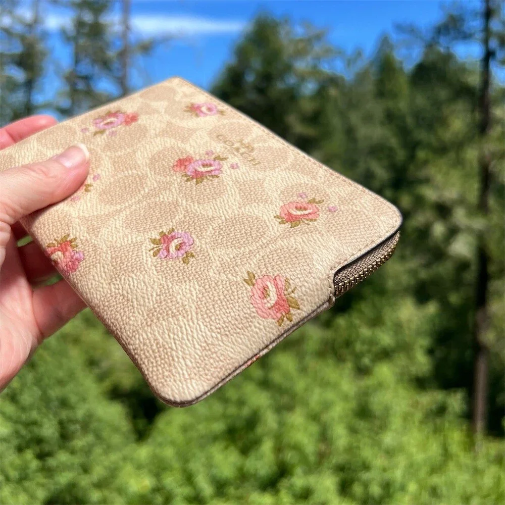 COACH Signature Chalk/Sand Multi Wristlet Wallet Floral Print Gold Hardware NWT